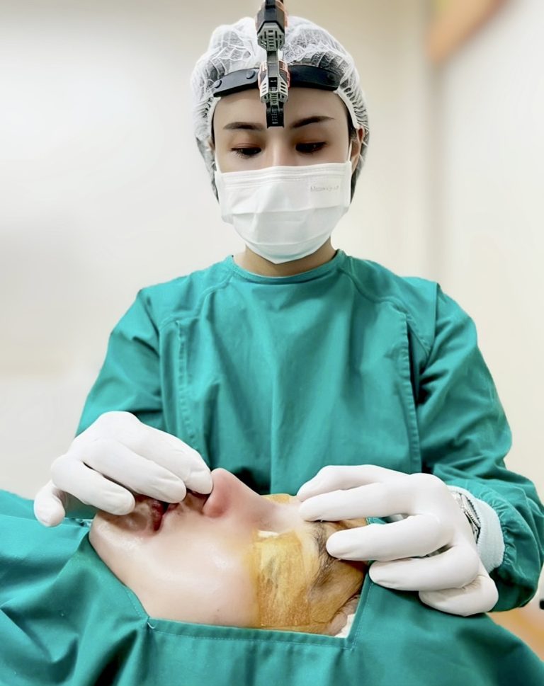 เสริมจมูก